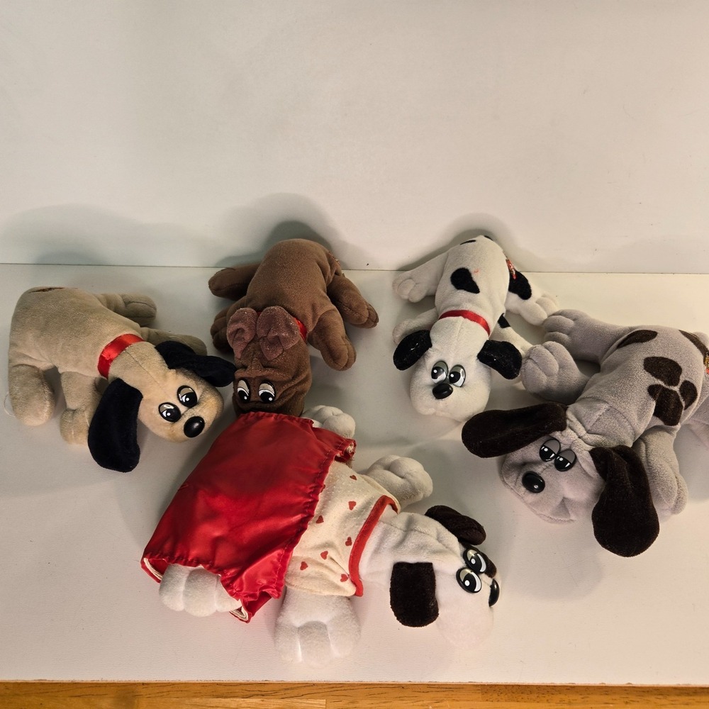 Vintage 1986 Pound Puppies Plush Stuffed Puppy Dog 7" Small Set of 5 Pups